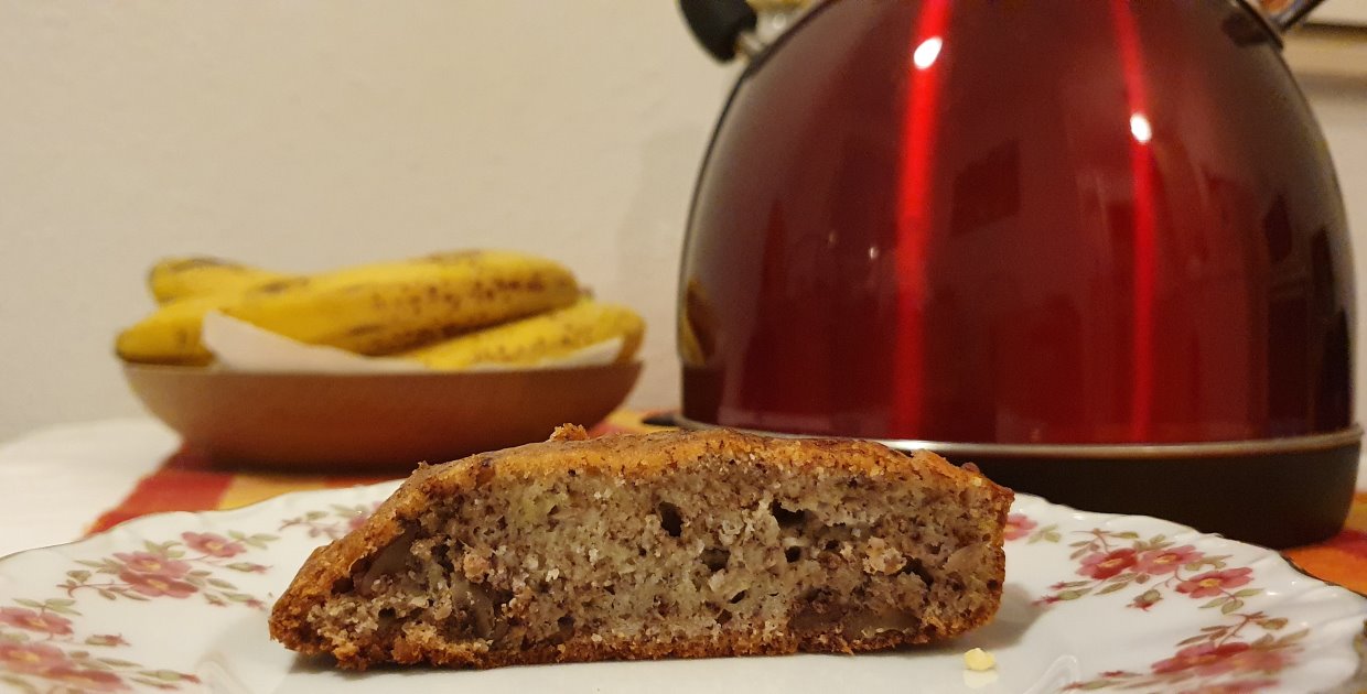 bananin kruh z grskim jogurtom